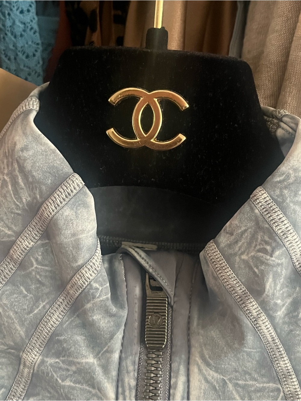 LULULEMON NWT Define Jacket size 6 ๐๐๐๐๐๐๐๐๐๐ - Picture 2 of 6